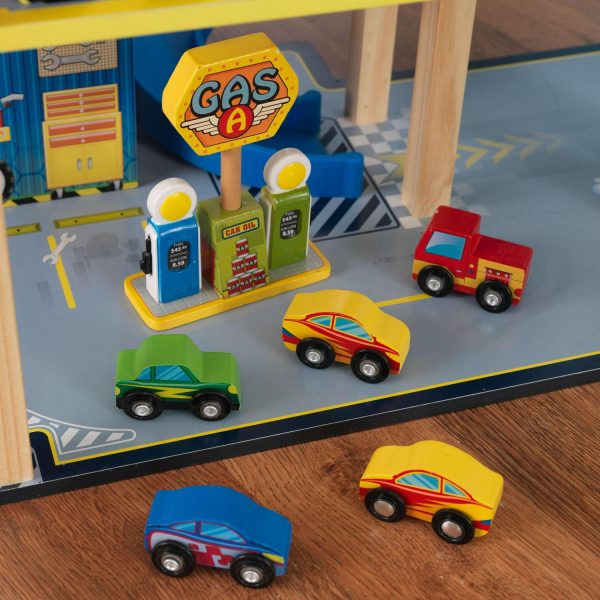 KidKraft Mega Ramp Racing Set with 5 Vehicles and Moving Elevator - Image 10