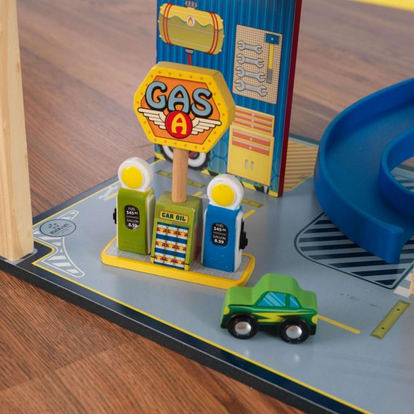 KidKraft Mega Ramp Racing Set with 5 Vehicles and Moving Elevator - Image 11